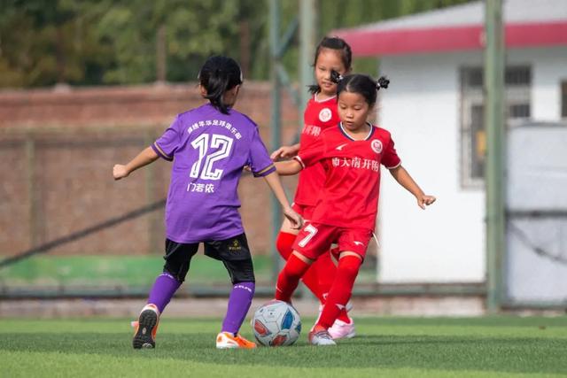 莱万本赛季18战20球 联赛15球傲视五大联赛